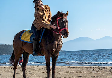 Laissez libre cours à l'aventurier qui sommeille en vous : le safari à cheval à Kuşadası, Turquie